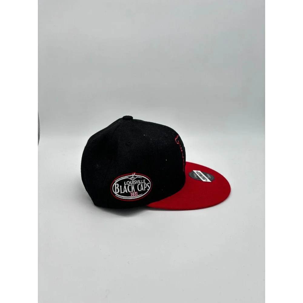 Headgear Classic Negro League Louisville Black Caps Youth Snapback Hat Black Red